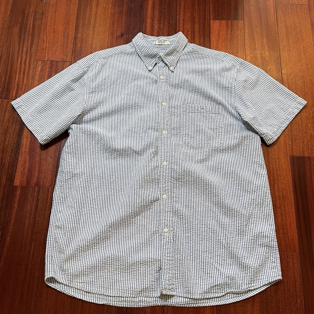Orvis Shirt Mens Extra Large Blue White Striped Seersucker Short Sleeve Casual